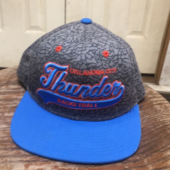 Mitchell & Ness Other - Thunder basketball Mitchell & Ness Baseball cap